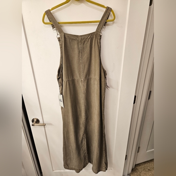 NWT - AKS Amy K Su Tencel/Lyocell Drab Green Maxi Jumper Dress - Size L - Picture 6 of 11